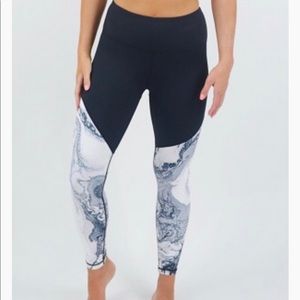 Zyia activewear marble leggings